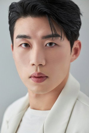 Oh Sang-yoon in A Letter from Kyoto