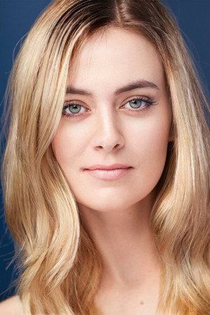 Caitlin Fowler in Instant Dreams