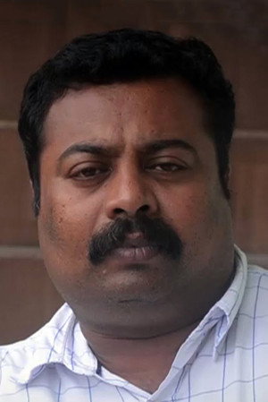 Sohan Seenulal in Pullikaran Stara