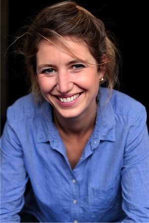 Manon Kneusé in Hot Spot