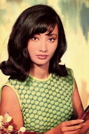 Jenny Hu Yan-Ni in The Peeper, the Model and the Hypnotist