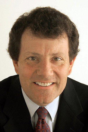 Nicholas Kristof in Tightrope: Americans Reaching for Hope