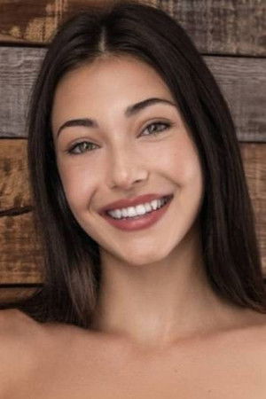 Alexsandria Ralev in Risqué