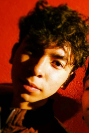 Gabriel Magaña in No Muy Delicado Sufrir