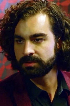 Carlo Guerra in Crímenes de pasión 2