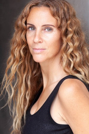 Silvia Spross in Night Caller