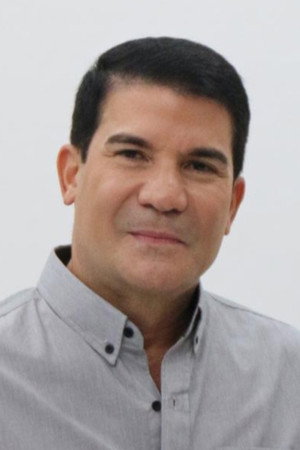 Edu Manzano in Shake, Rattle & Roll IV
