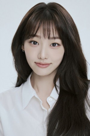 Kang Mi-na in Love Untangled