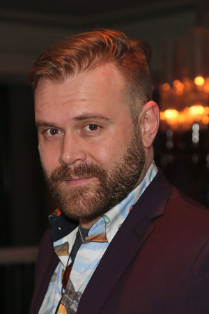 Daniel Bedingfield in Shearing the Love