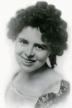 Dot Farley in A Woman of the World