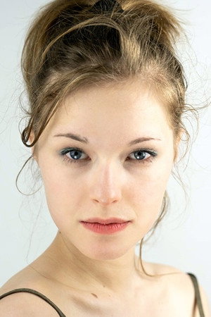 Esther Wahl in A Proper Man