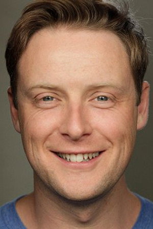 Stephen Ashfield in Maria