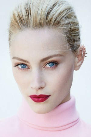 Sarah Gadon in The Girl King