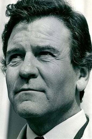 Glyn Owen in Inn for Trouble