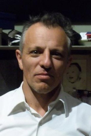 Adrián Fondari in Garage Olimpo
