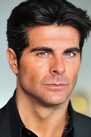 Giován Ramos in Despedida de soltera 3