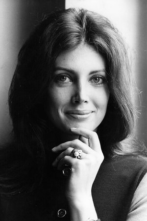 Gayle Hunnicutt in Marlowe