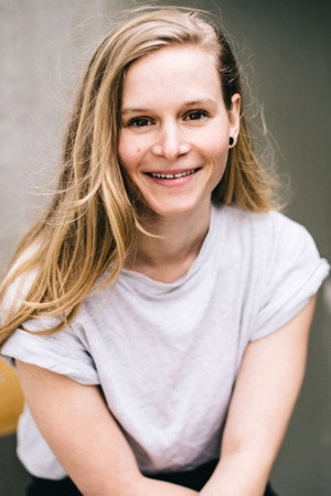 Anna Striesow in Do I Know You?