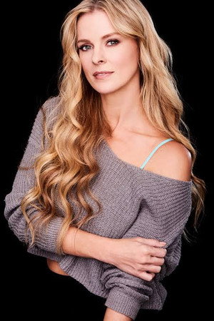 Kristyn Green in Charles Band's Evil Bong
