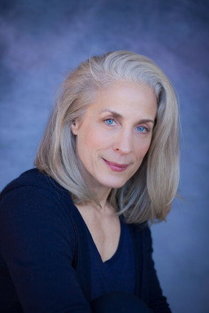 Susannah Kenton in Propaganda