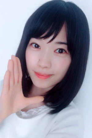 Hitomi Suzuki in I Want to Deliver Your Voice