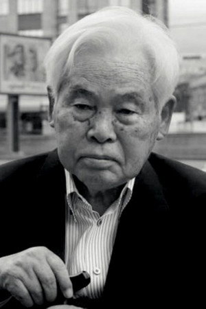 Kaneto Shindō in The Battleship on the Ground