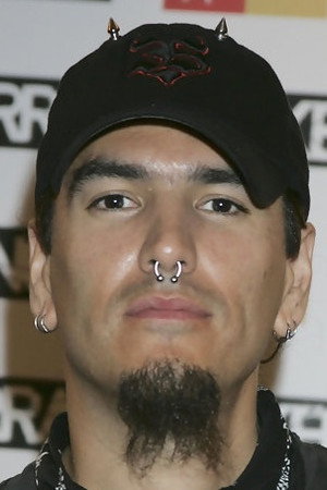 Robb Flynn in Roadrunner United: The Concert