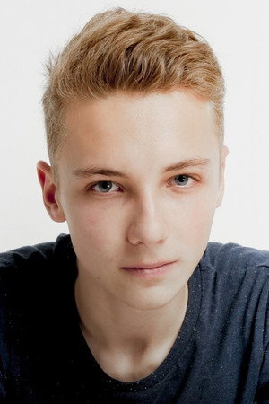 Jéremy Gillet in Jim Queen