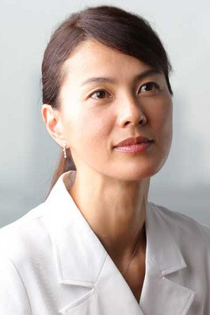 Makiko Esumi in Love Has Fallen