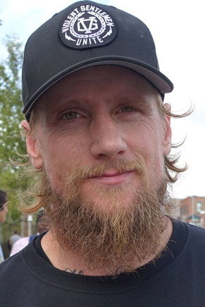 Mike Vallely in 3000 Miles