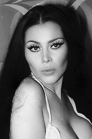 Rossy Mendoza in Santo vs. the Kidnappers