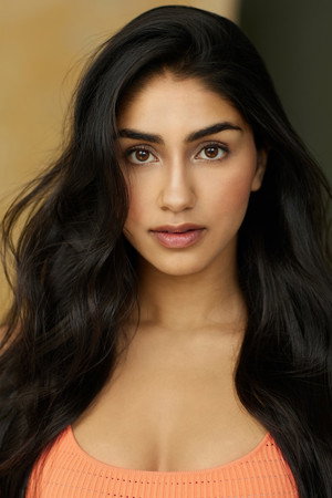 Megha Sandhu in Mistletoe Time Machine