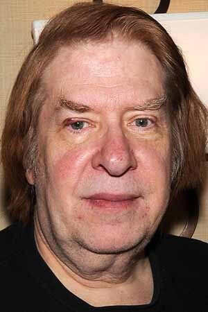 Jim Wynorski in Scream Queen Hot Tub Party