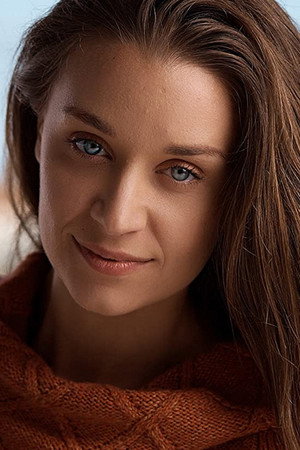 Hailee Lipscomb in Heartbeater