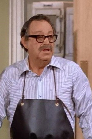 Sid Gould in The Duchess and the Dirtwater Fox