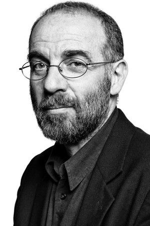 Giuseppe Tornatore in Dante Ferretti: Production Designer