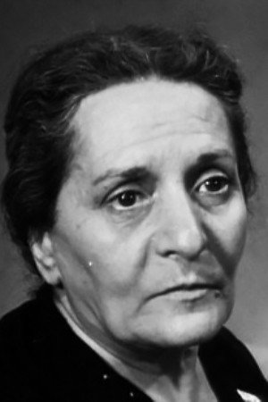 Athanasia Moustaka in Synoikia to Oneiro
