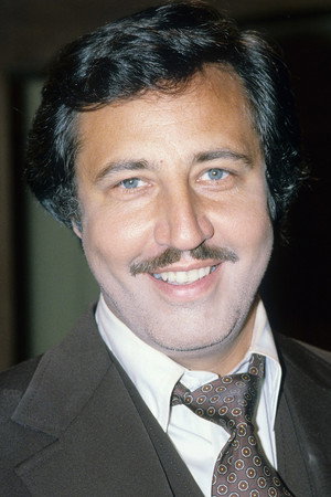 Lloyd Battista in Blindman