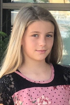 Kyndall Hamilton in Dark Night