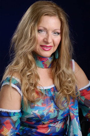 Danica Maksimović in Hi, Inspector