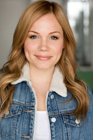 Lisa Schwartz in Not Cool