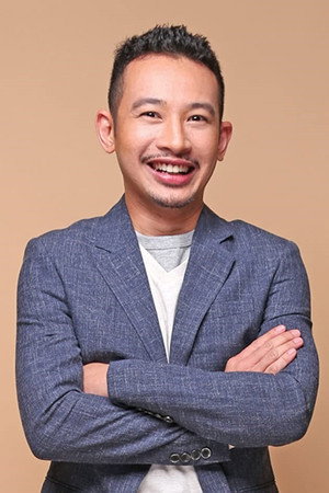 Ketchup Eusebio in Loving in Tandem