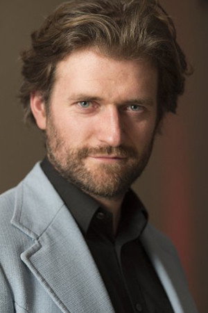 Henry Douthwaite in Skullz