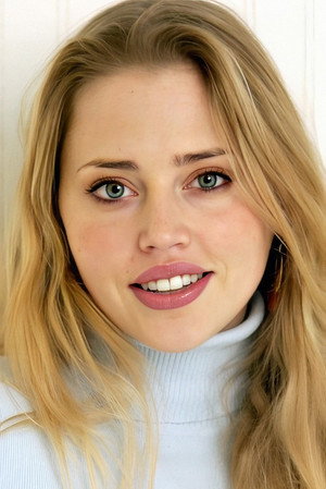 Estella Warren in Tangled