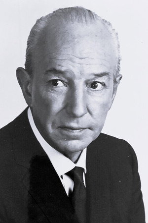 Lloyd Nolan in Lady in the Lake
