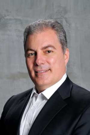 Yannis Yannissis in Fedora