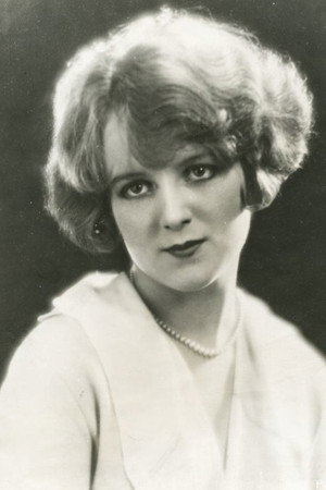 Pauline Garon in The Princess on Broadway