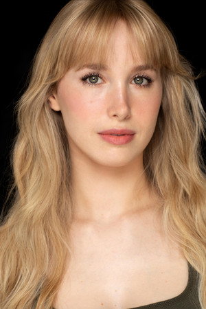 Alison Gold in Lunch Hour