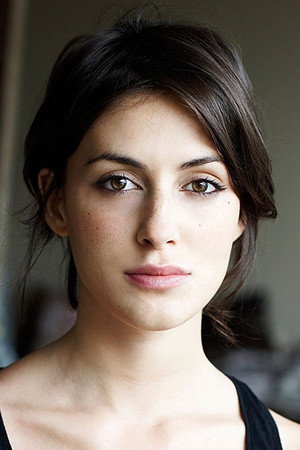 Clémence Thioly in Ensemble