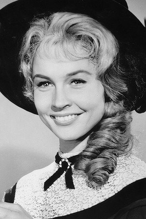Maggie Pierce in Tales of Terror